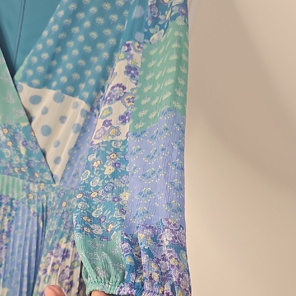 Danny & Nicole Blue‎ and Green Patchwork Dress - Picture 9 of 11